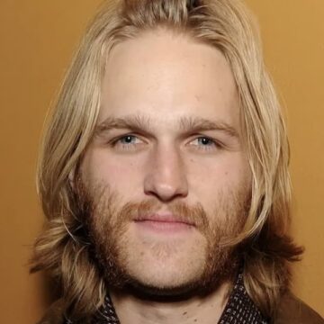 Wyatt russell 13377